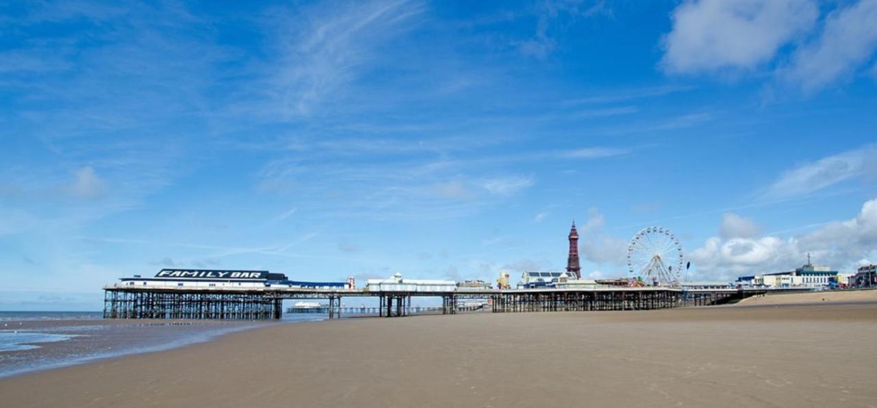 Norbreck Castle Hotel & Spa Blackpool Exterior photo